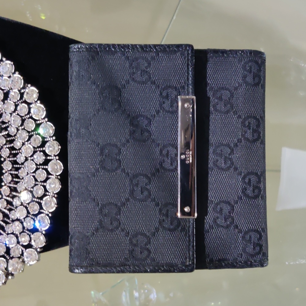 (Re)Loved Gucci Wallet